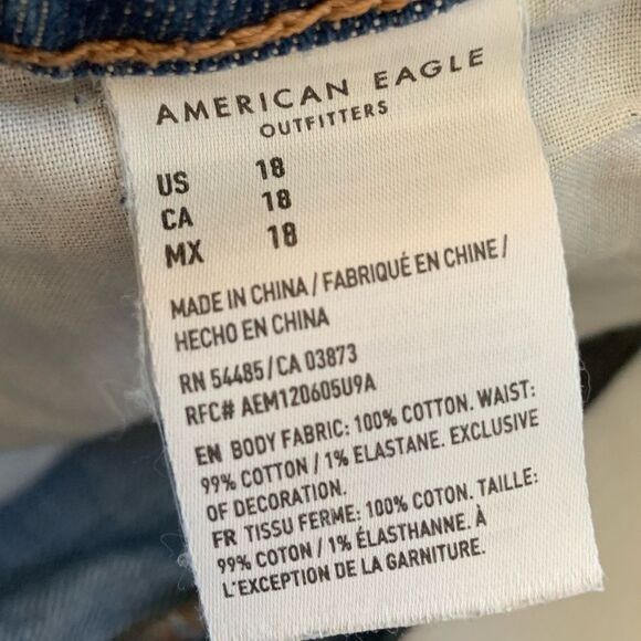 AMERICAN EAGLE Distressed Raw Hem Mom Jean 100% Cotton Denim Shorts 18 - Picture 10 of 13